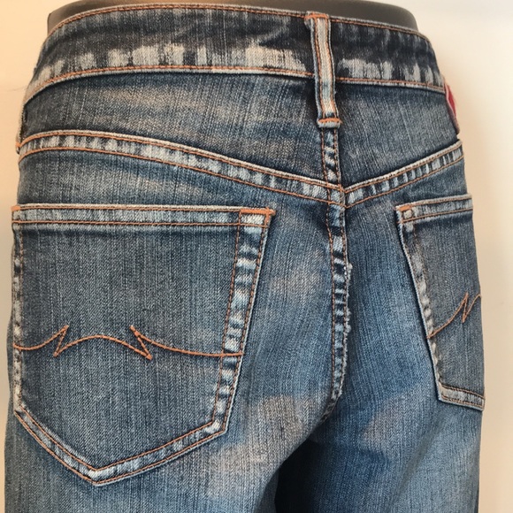 Parasuco Italian denim.blue wash with frosted fades. Beautiful fit and wash. - Picture 6 of 15